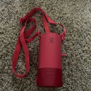 Hydro flask sling